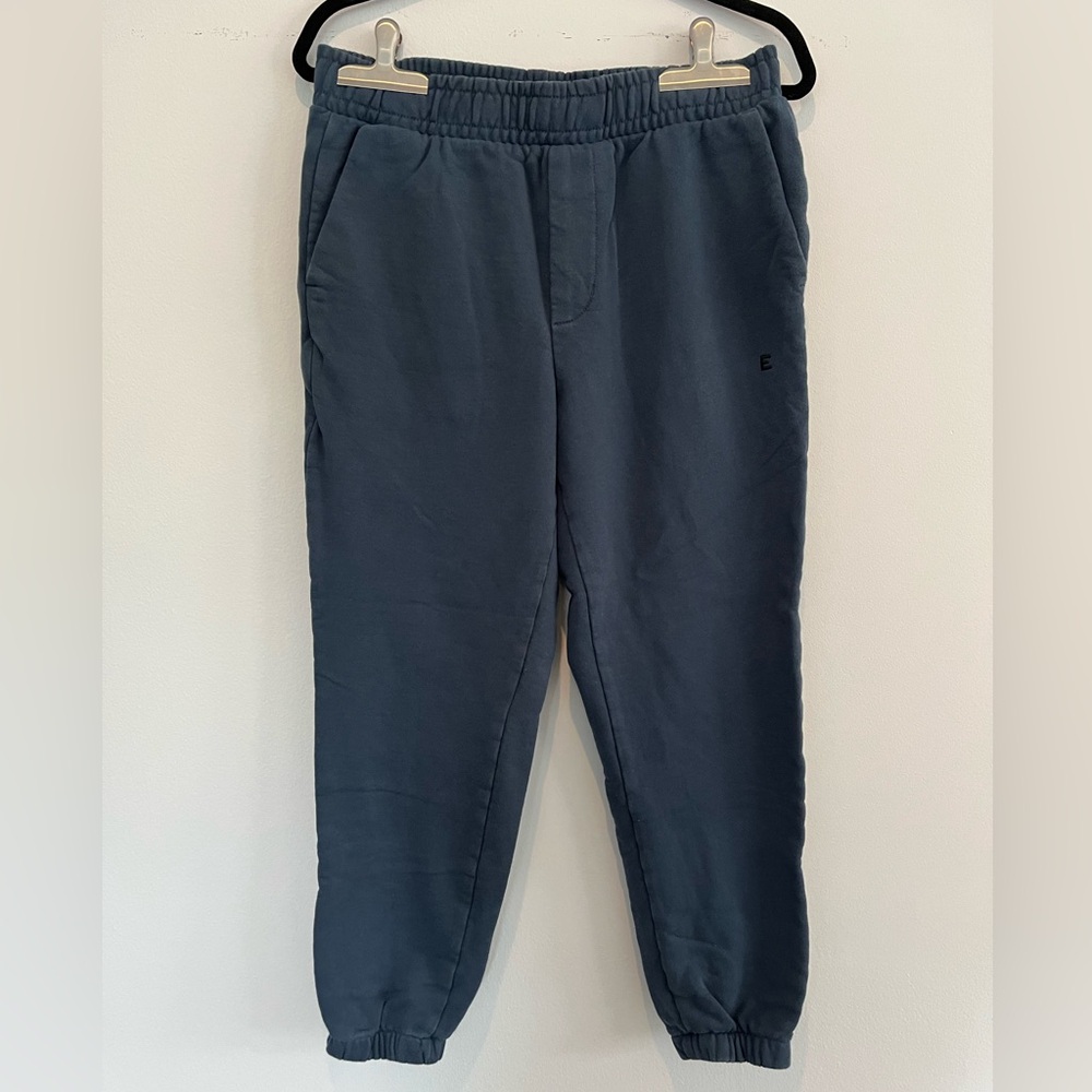Everlane Sweats in Dark Blue.